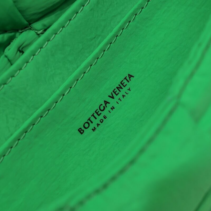 Bottega Veneta Cassette Bag-10x19x5CM - Image 3