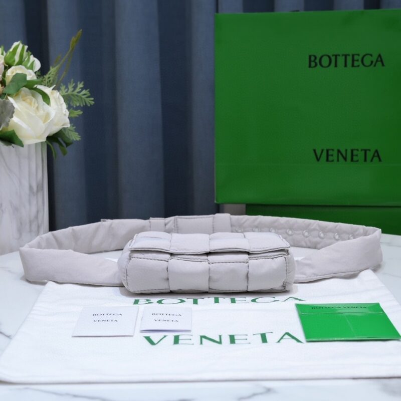 Bottega Veneta Cassette Bag-10x19x5CM - Image 7