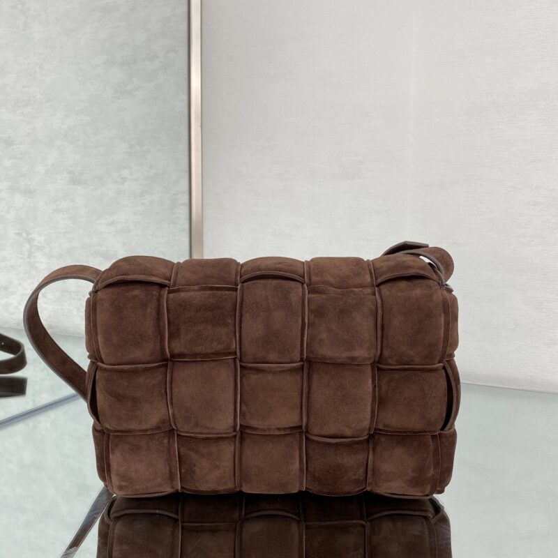 Bottega Veneta Padded Cassette Bag-26*18*8CM - Image 3