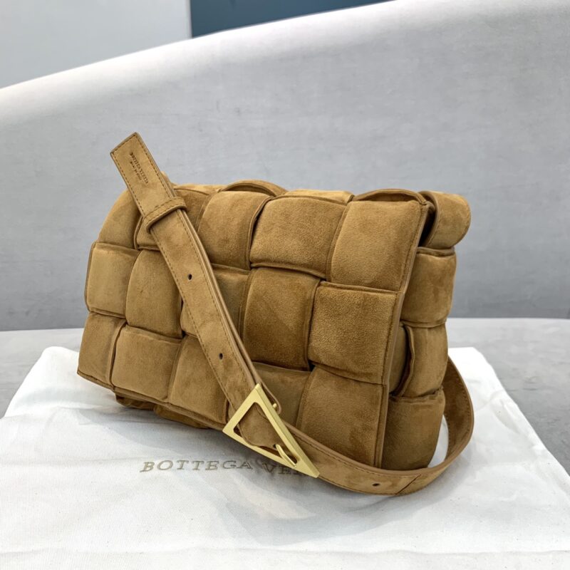 Bottega Veneta Padded Cassette Bag-26*18*8CM - Image 4