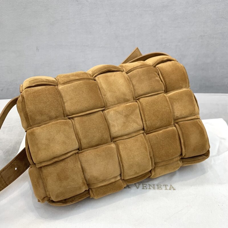 Bottega Veneta Padded Cassette Bag-26*18*8CM - Image 6