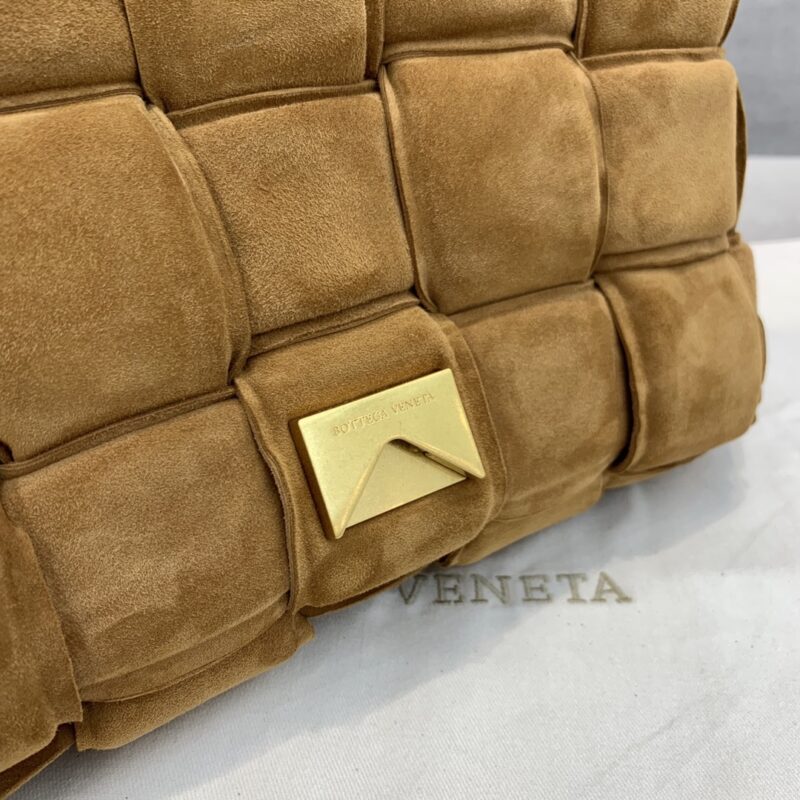 Bottega Veneta Padded Cassette Bag-26*18*8CM - Image 9