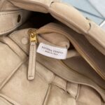 Bottega Veneta Padded Cassette Bag-26*18*8CM - Image 3