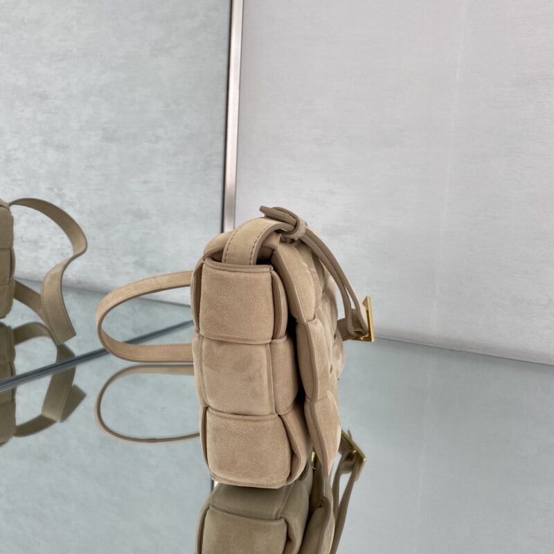 Bottega Veneta Padded Cassette Bag-26*18*8CM - Image 6