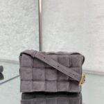 Bottega Veneta Padded Cassette Bag-26*18*8CM - Image 2