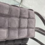 Bottega Veneta Padded Cassette Bag-26*18*8CM - Image 6