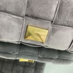Bottega Veneta Padded Cassette Bag-26*18*8CM - Image 9