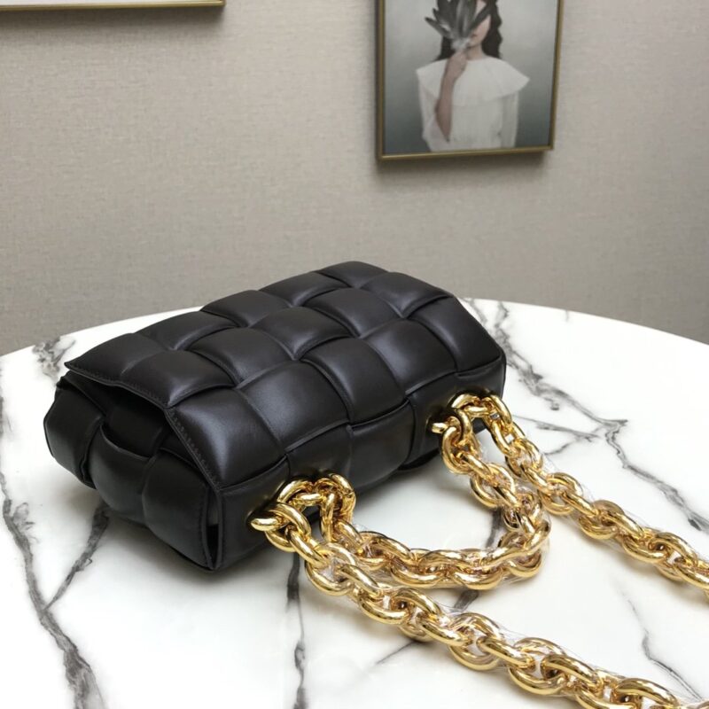 Bottega Veneta Padded Cassette Bag-26*18*8CM - Image 3