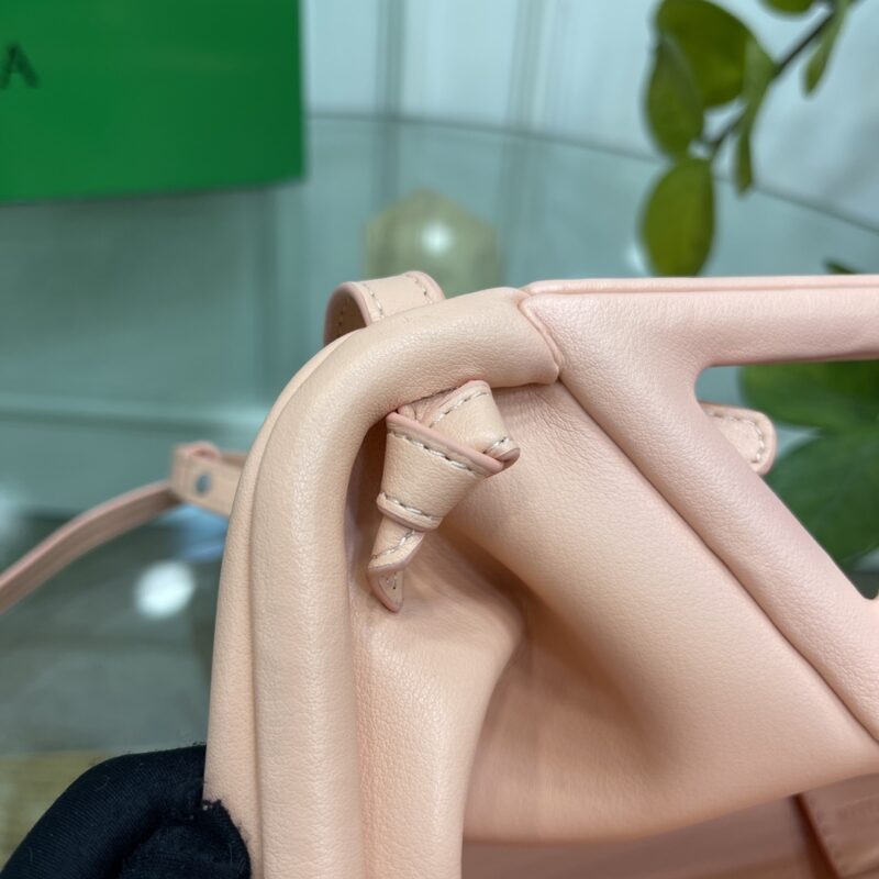 Bottega Veneta The Triangle Bag-24*16*8CM - Image 9