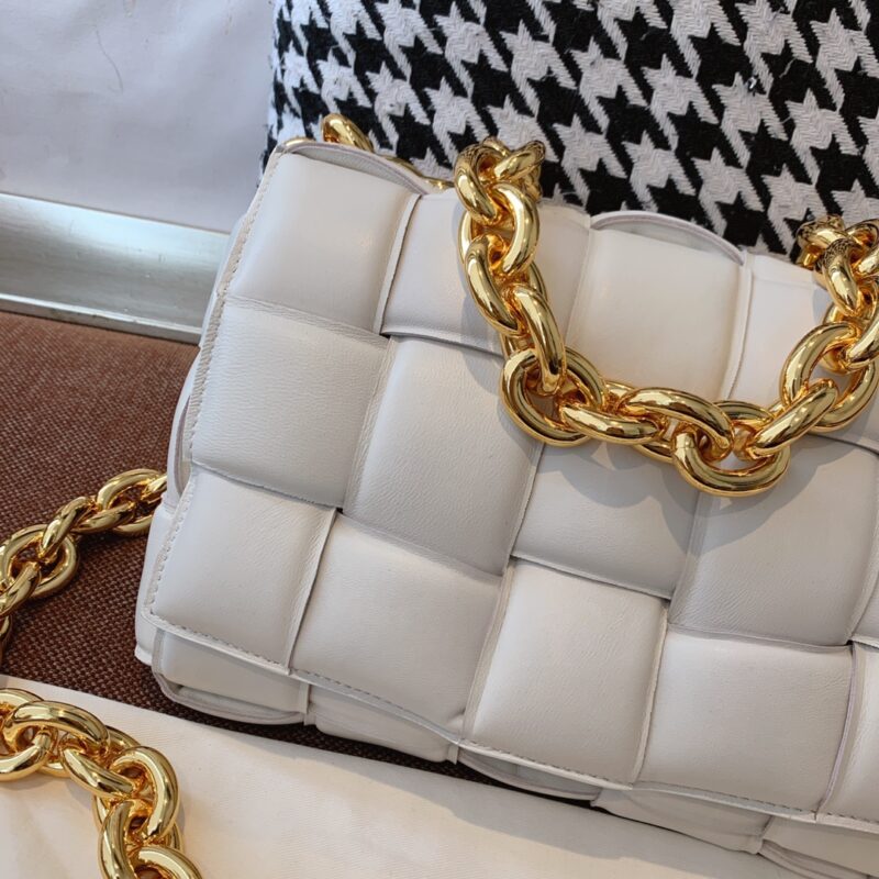 Bottega Veneta Padded Cassette Bag-26*18*8CM - Image 6