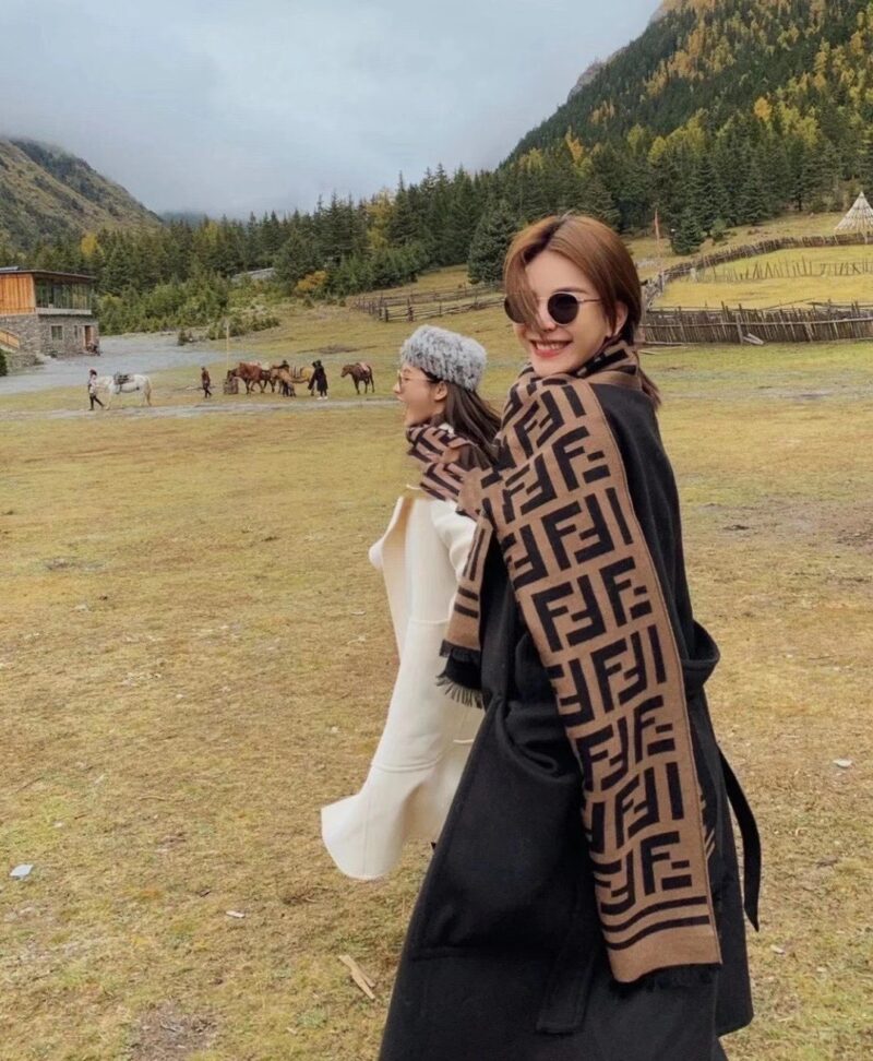 Fendi Scarf-52*200CM - Image 2