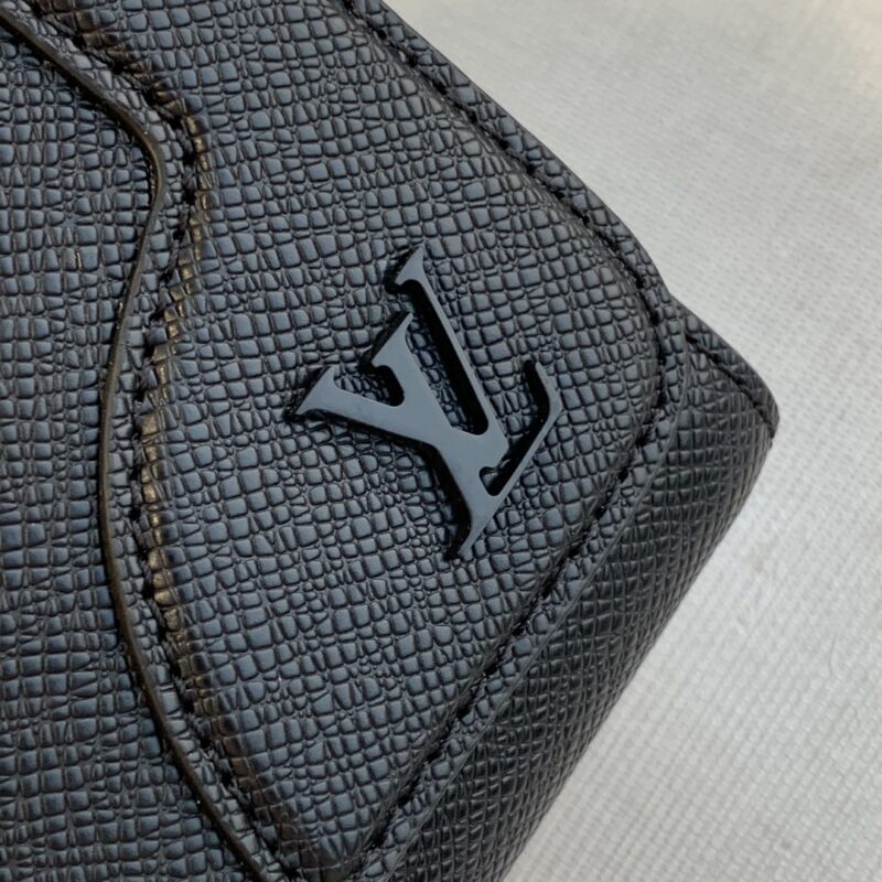 Louis Vuitton New Flap Bag-M30807-28.3 x 18.3 x 4.3CM - Image 2