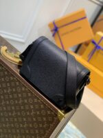 Louis Vuitton New Flap Bag-M30807-28.3 x 18.3 x 4.3CM