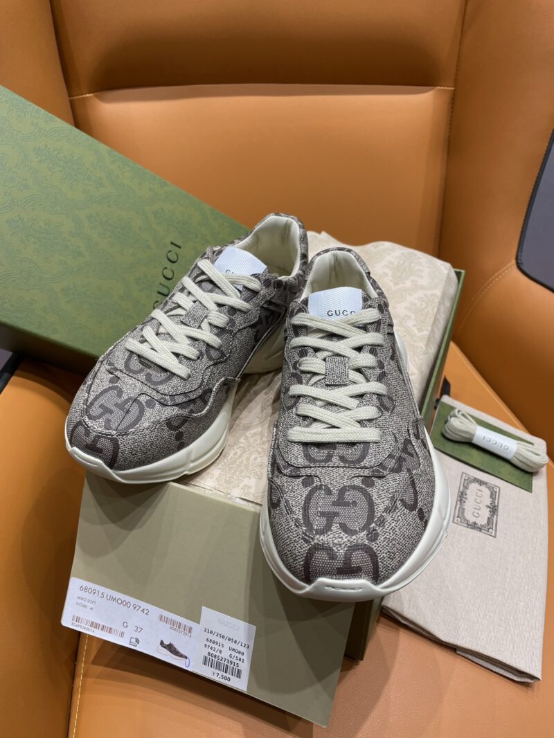 Gucci Rhyton Leather Sneaker - Image 2