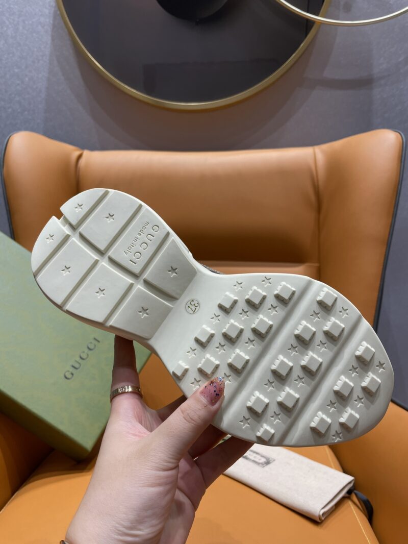 Gucci Rhyton Leather Sneaker - Image 4