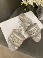 Diro Slippers - Image 3