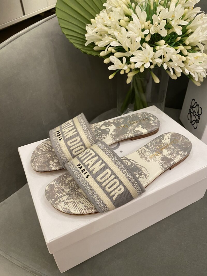 Diro Slippers - Image 4