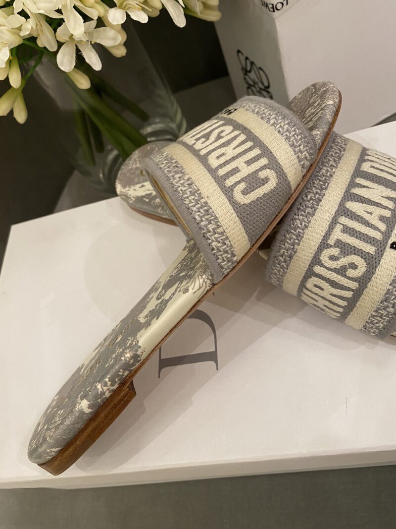 Diro Slippers - Image 6