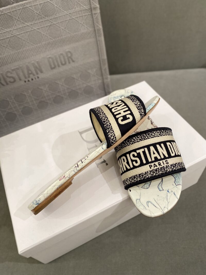 Diro Slippers - Image 2