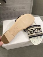 Diro Slippers - Image 7