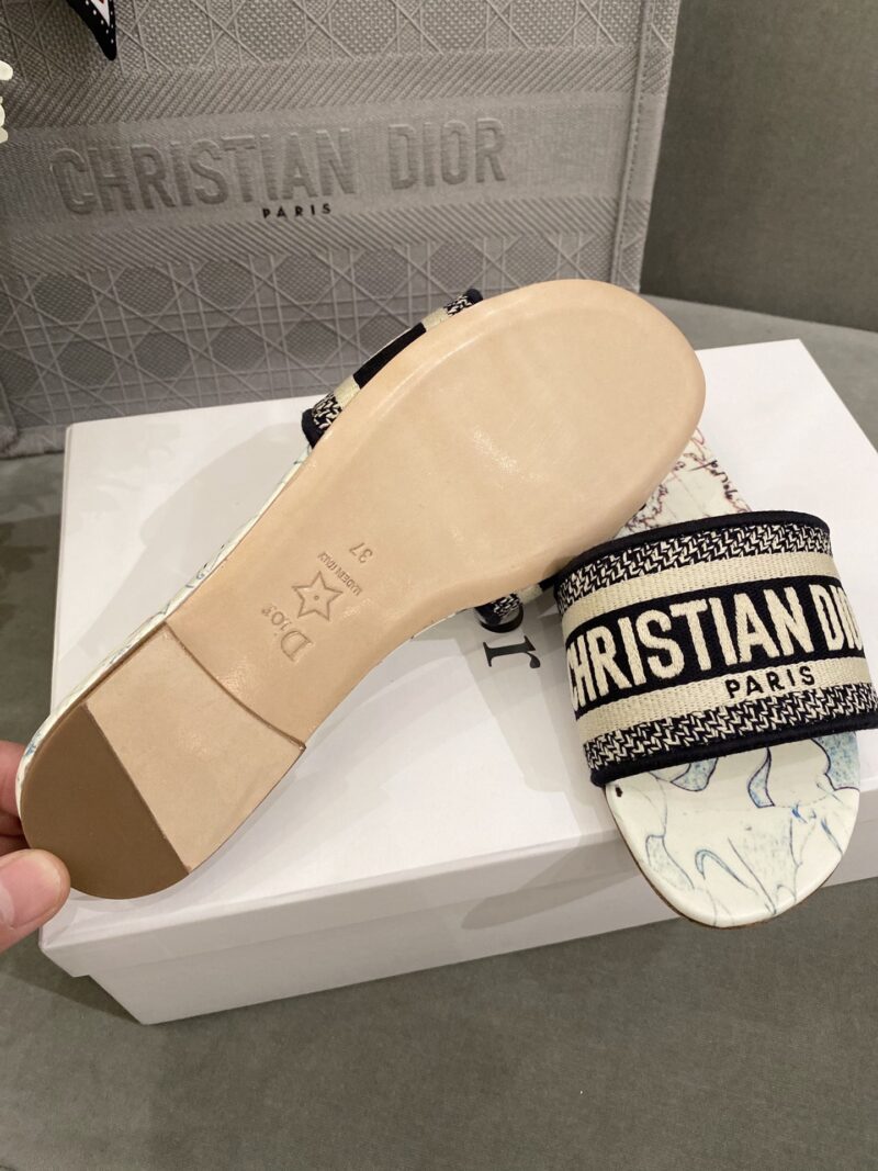 Diro Slippers - Image 7