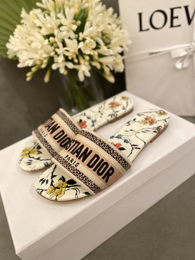 Diro Slippers - Image 3