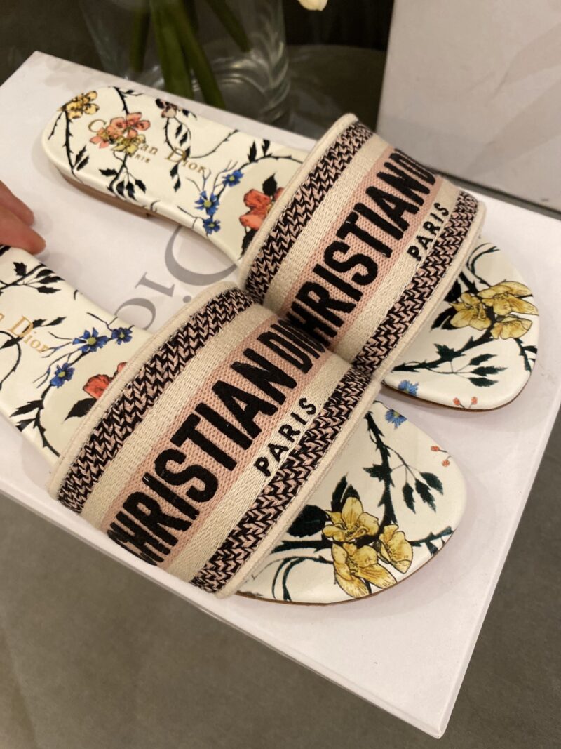 Diro Slippers - Image 8