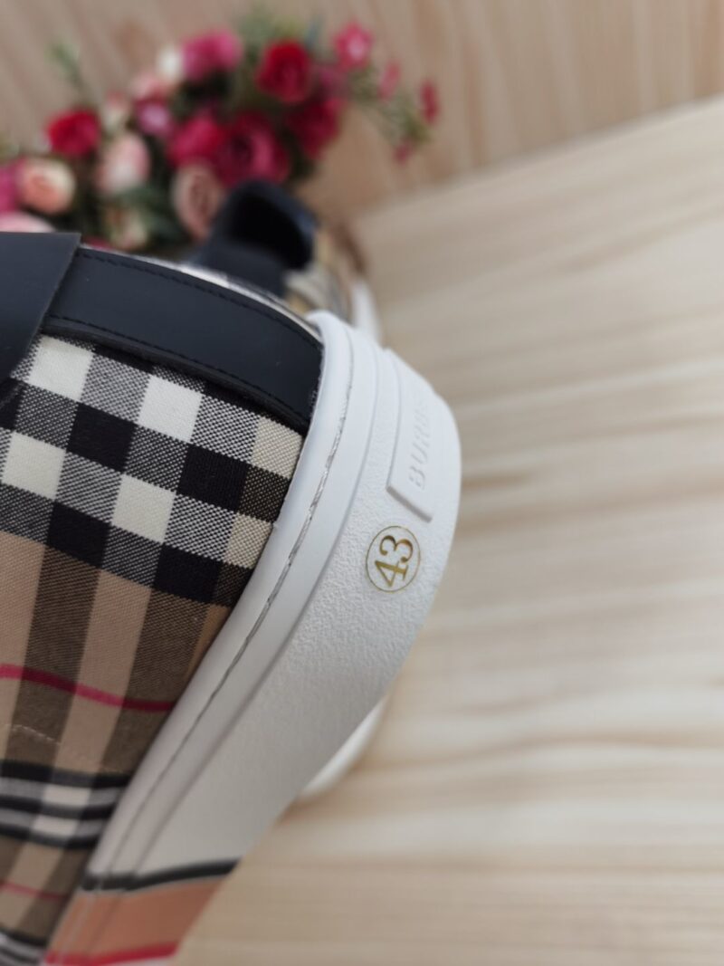 Burberry Sneakers - Image 2