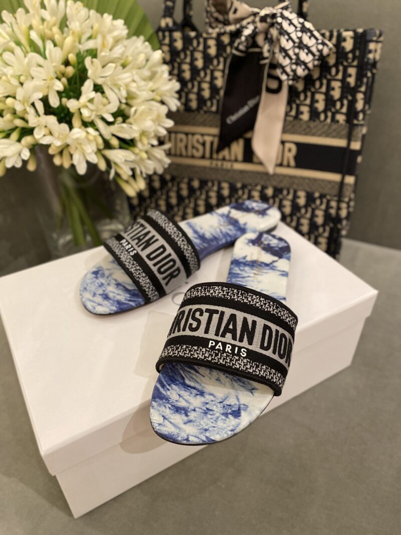 Diro Slippers - Image 13