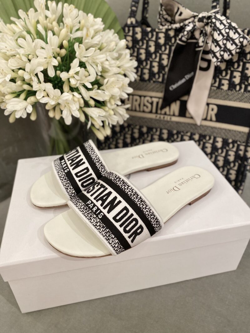 Diro Slippers - Image 2