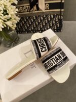 Diro Slippers - Image 7