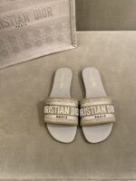 Diro Slippers - Image 2