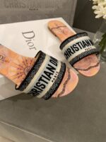 Diro Slippers - Image 5