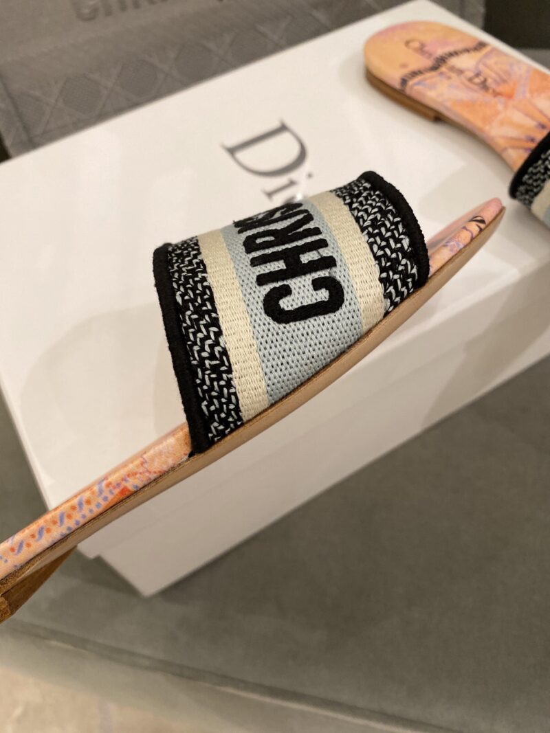 Diro Slippers - Image 22