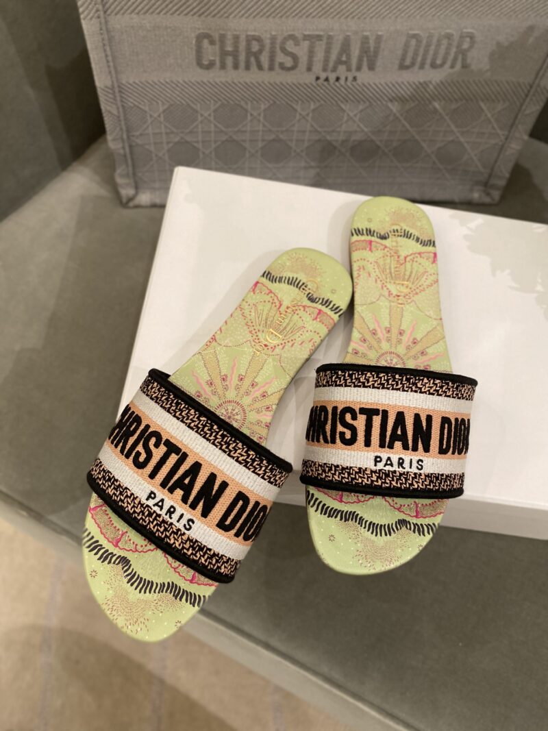 Diro Slippers - Image 21