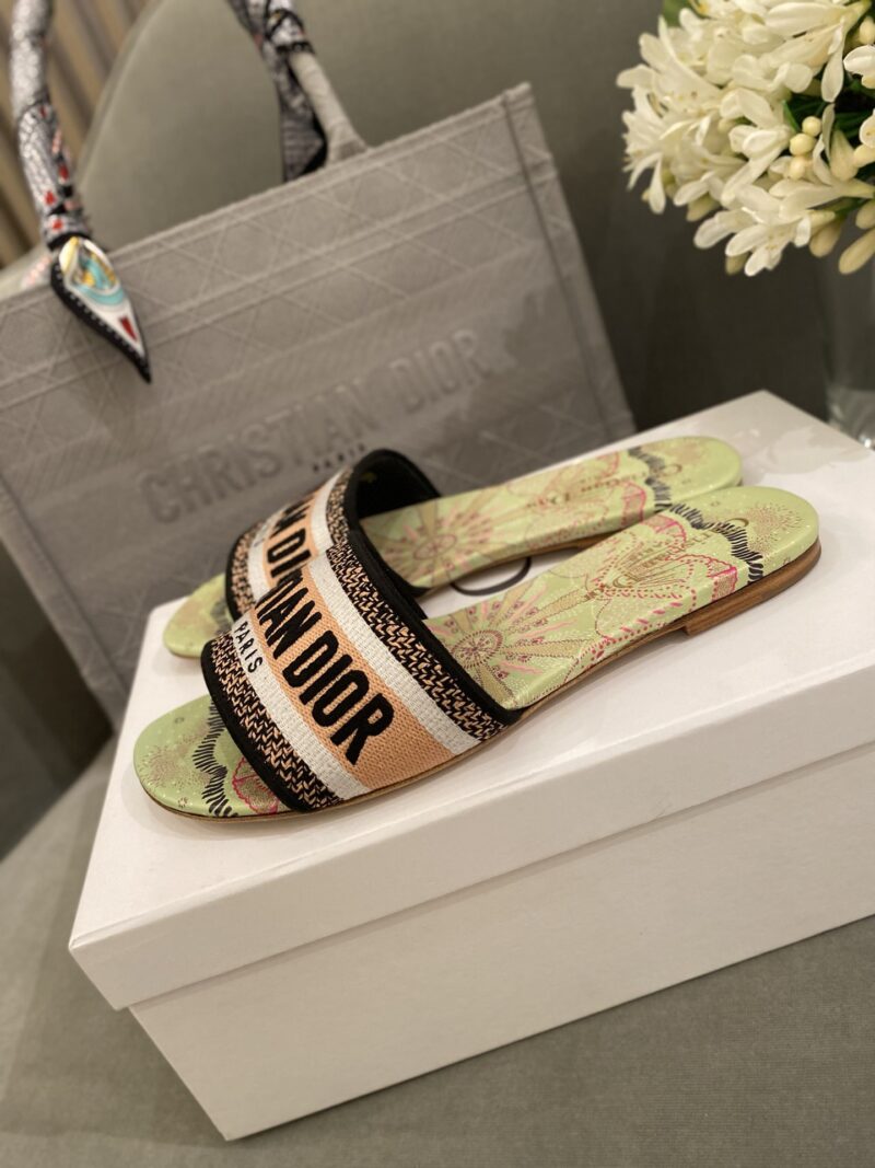 Diro Slippers - Image 18