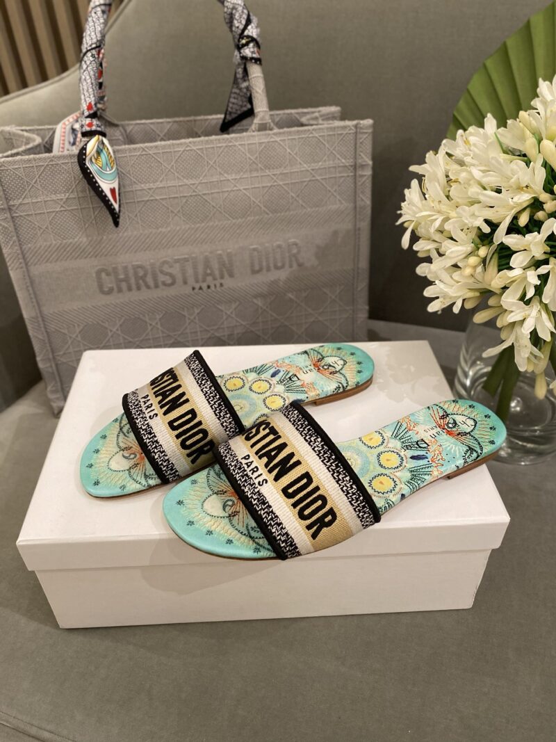 Diro Slippers - Image 17