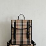 Burberry ECconyl Vintage Backpack-26*9*30CM