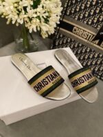 Diro Slippers - Image 3