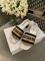 Diro Slippers - Image 3