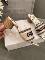 Diro Slippers - Image 13