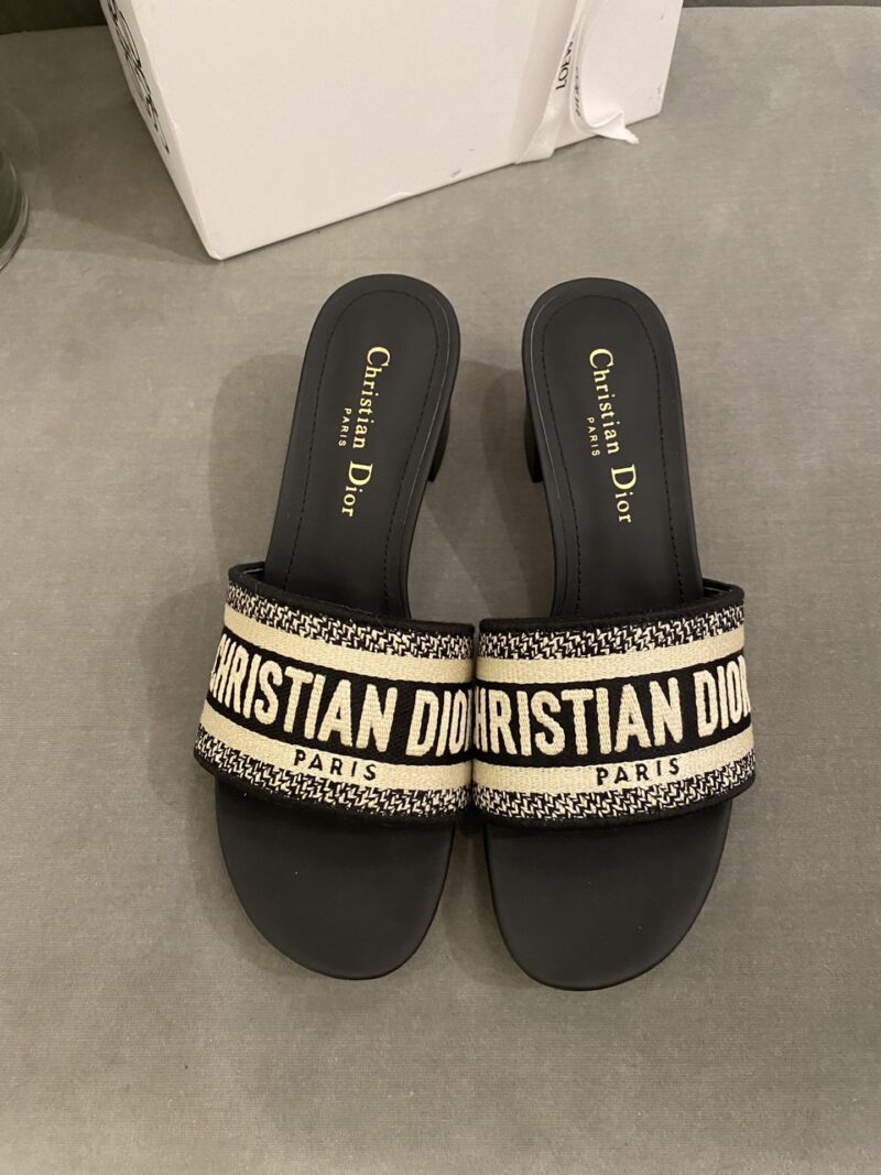 Diro Slippers - Image 3