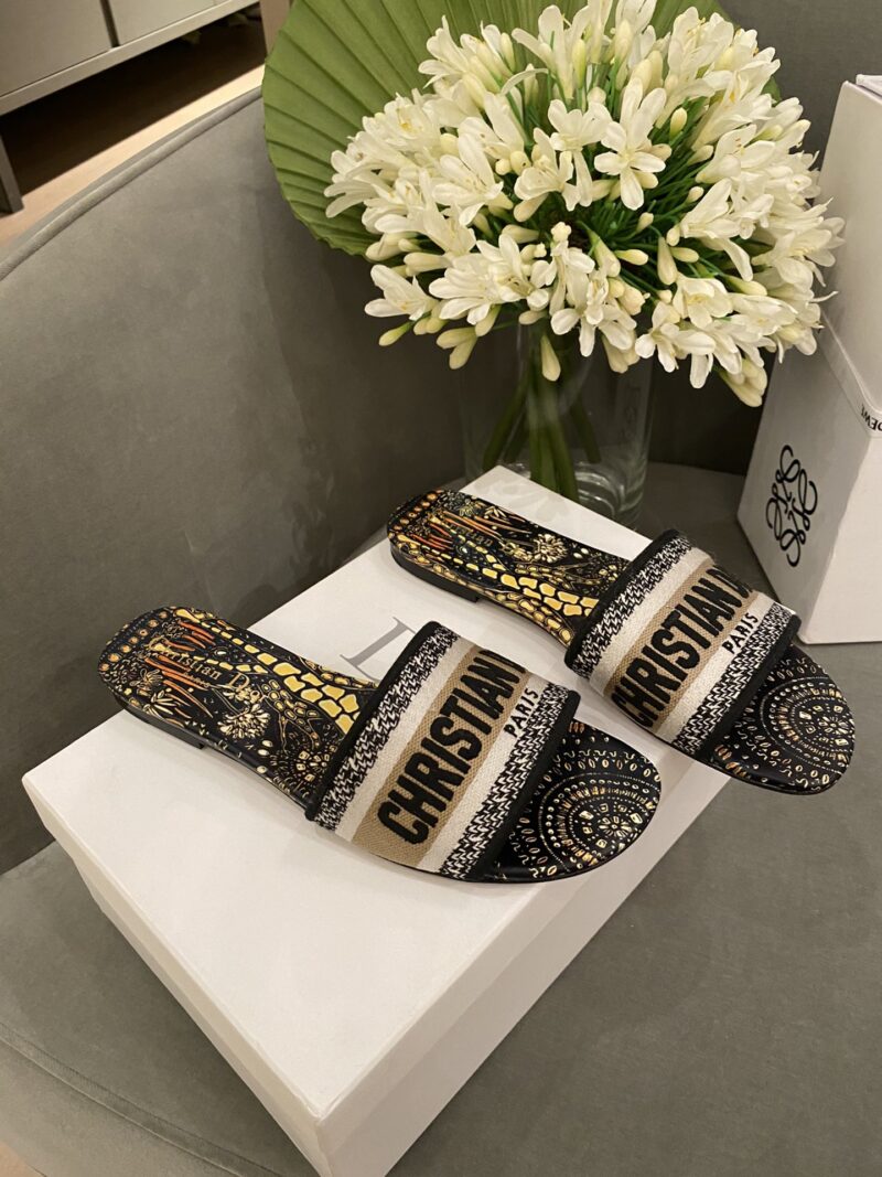 Diro Slippers - Image 2