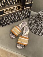 Diro Slippers - Image 4