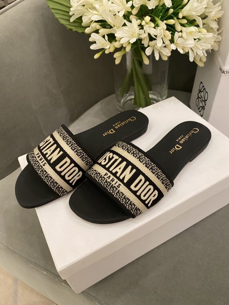 Diro Slippers - Image 3