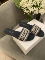 Diro Slippers - Image 3