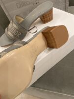 Diro Slippers - Image 5