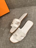 Hermes Slippers In Smooth Leather - Image 8