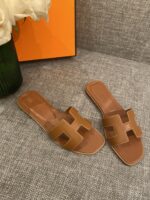 Hermes Slippers In Smooth Leather - Image 8