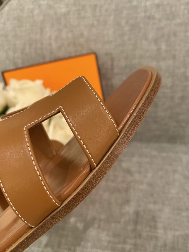 Hermes Slippers In Smooth Leather - Image 9